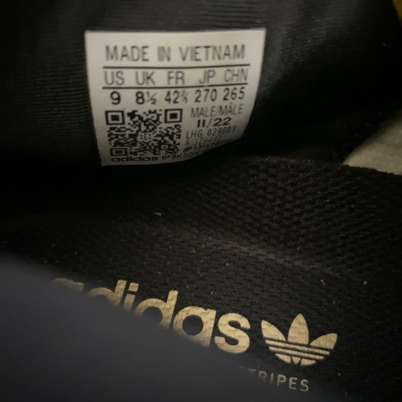 New Adidas TYSHAWN Men’s Size 9 with tags - Picture 9 of 11